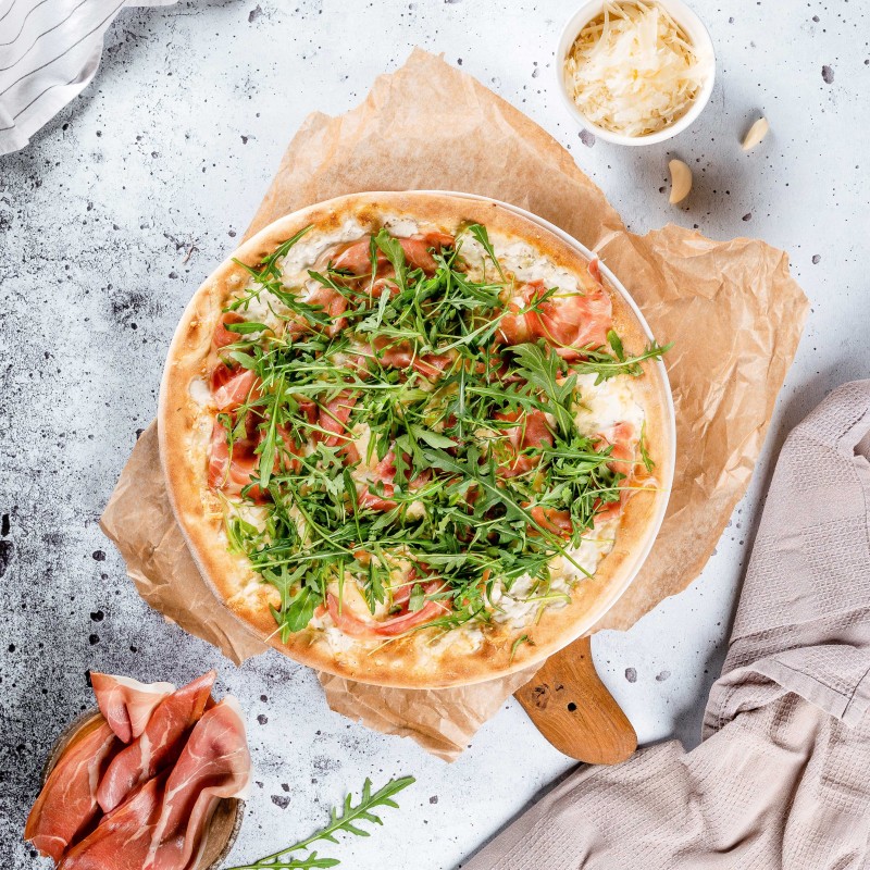 Quattro formaggi con Prosciutto 32cm